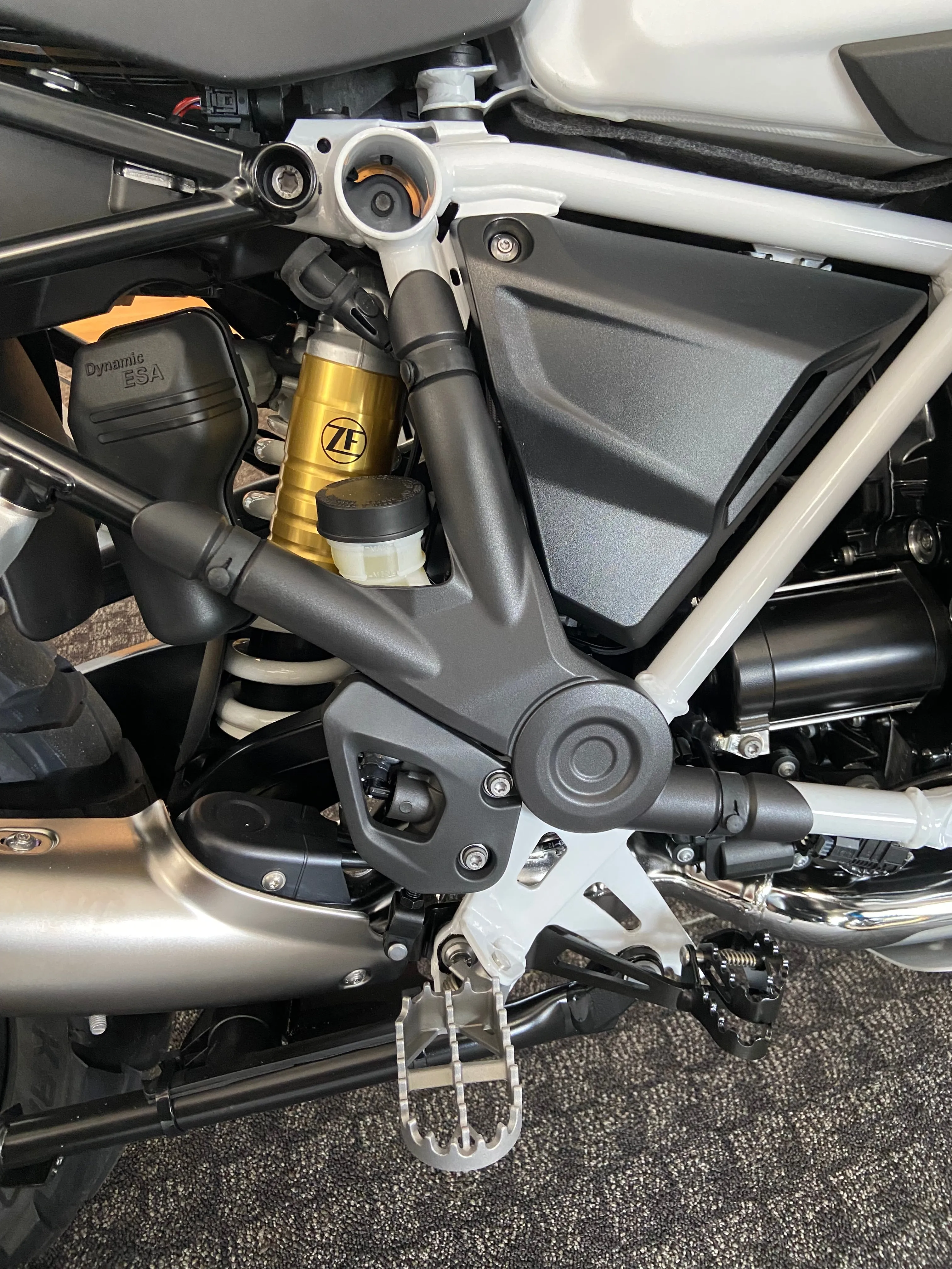 BMW Motorrad Frame Guard Set R1200GS R1250GS 2017-2024