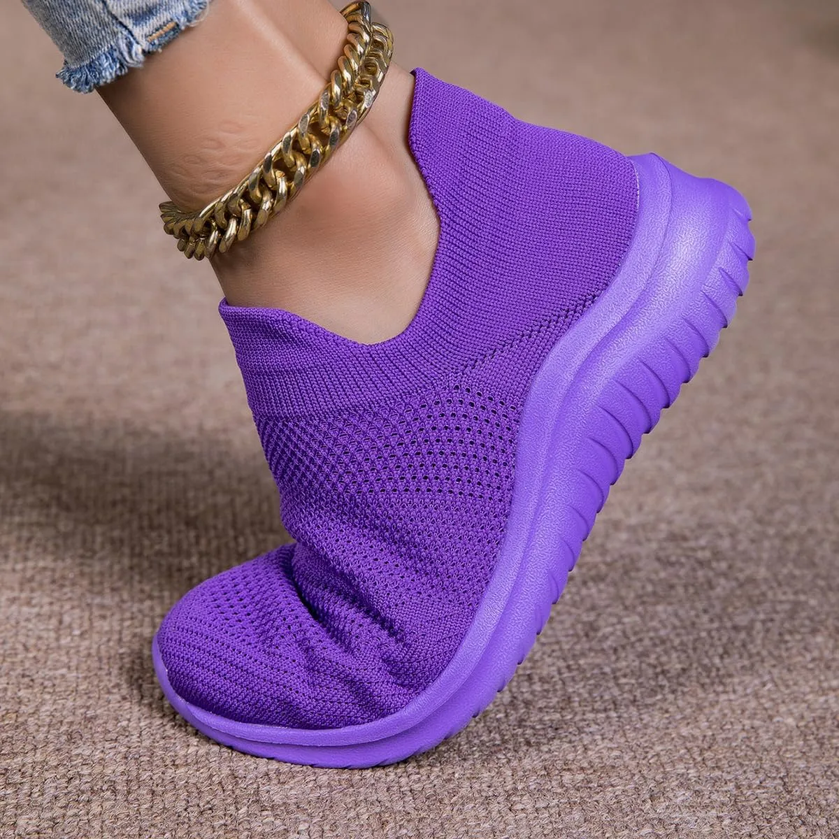 Women's Slip On Sneakers Women, Non Slip Work Shoes Comfortable Lightweight Breathable Casual Shoes for Walking Travel Work